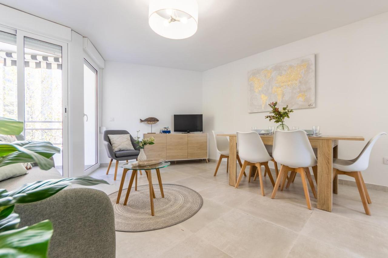 Boooom!!! Apartment With Swimming Pool Salou Exteriör bild