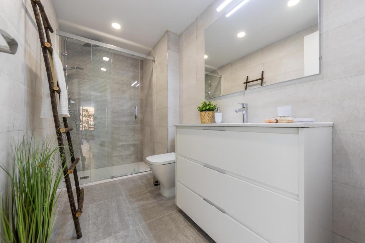 Boooom!!! Apartment With Swimming Pool Salou Exteriör bild