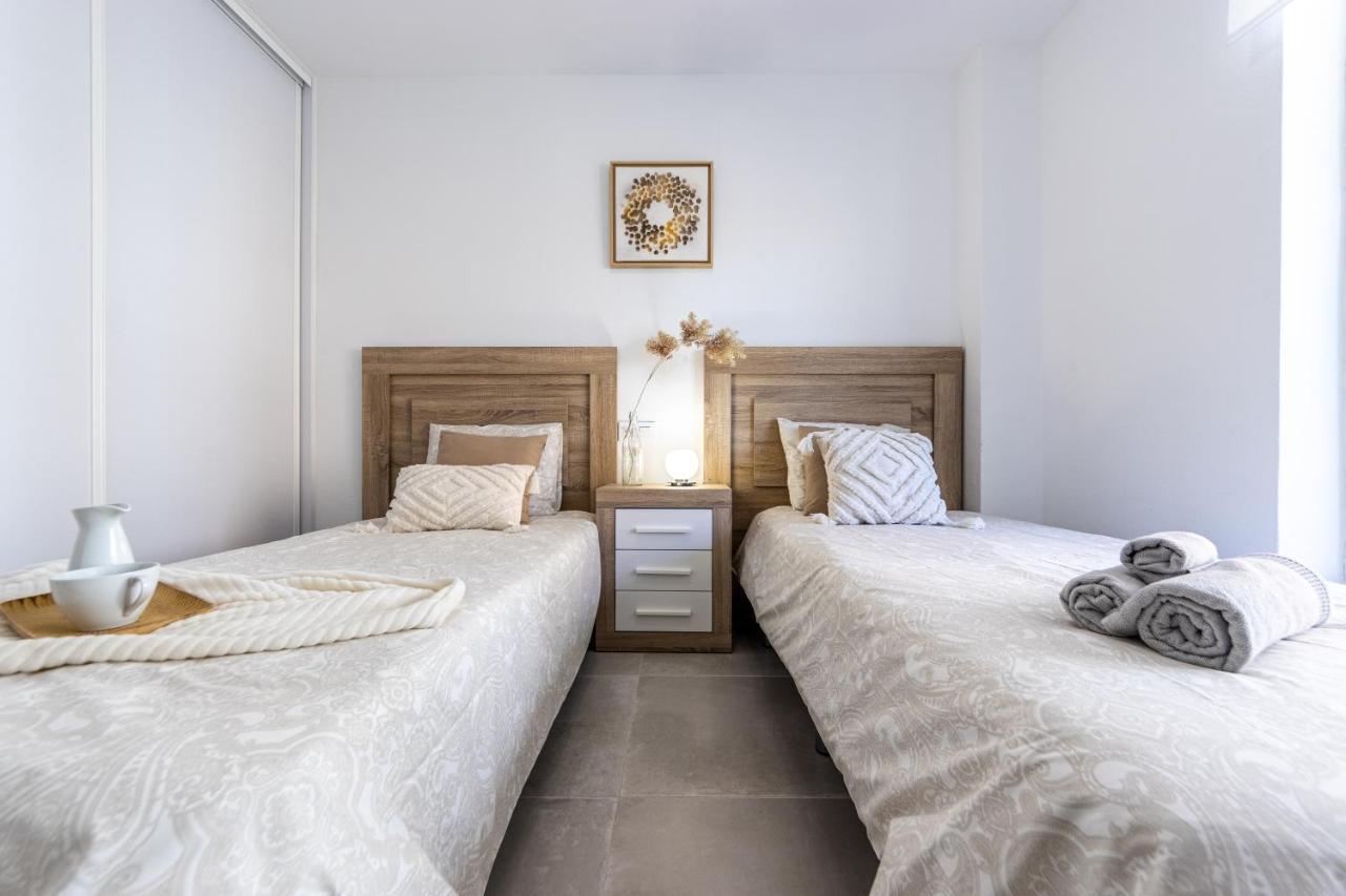 Boooom!!! Apartment With Swimming Pool Salou Exteriör bild